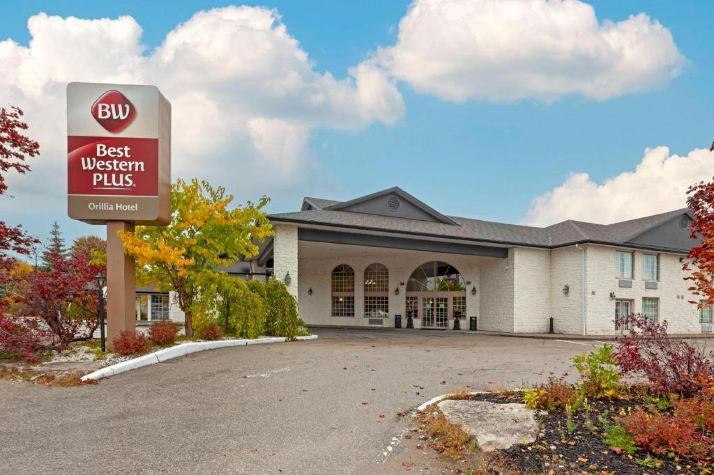 Best Western Plus Orillia Hotel ภายนอก รูปภาพ