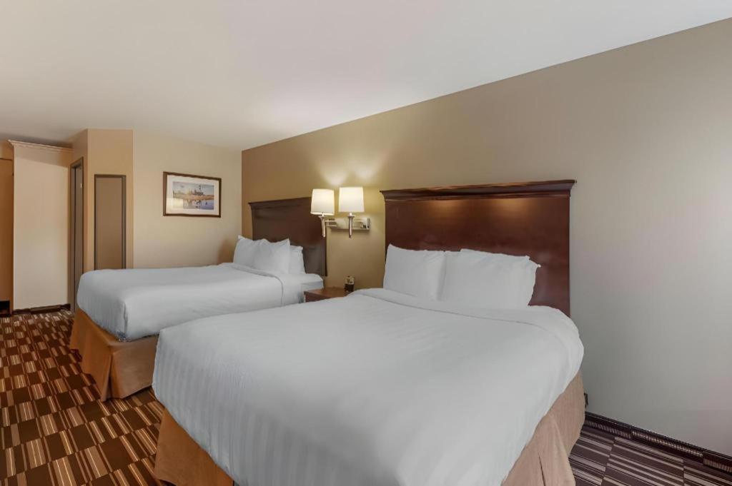 Best Western Plus Orillia Hotel ภายนอก รูปภาพ