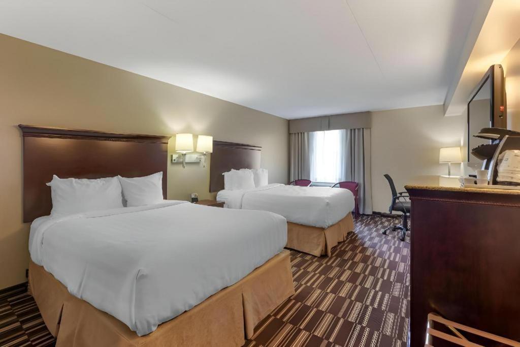 Best Western Plus Orillia Hotel ภายนอก รูปภาพ