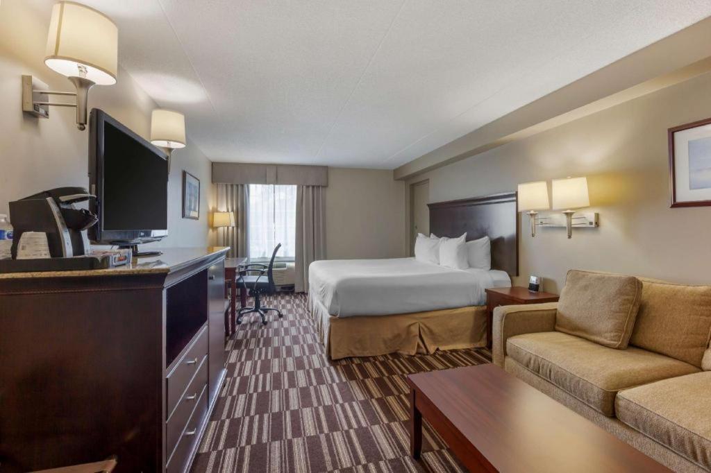 Best Western Plus Orillia Hotel ภายนอก รูปภาพ
