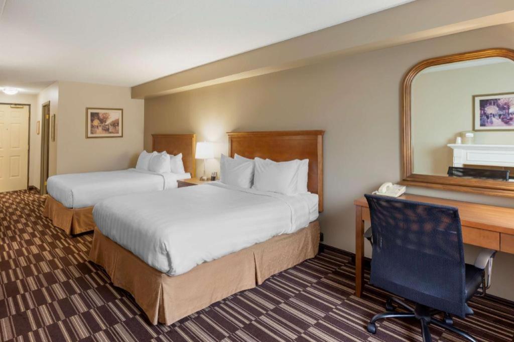Best Western Plus Orillia Hotel ภายนอก รูปภาพ